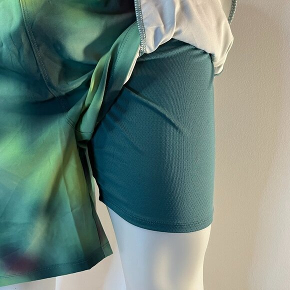 Fabletics Men's Azure Green Blur Fundamental Shorts - Size XXL - Picture 4 of 5